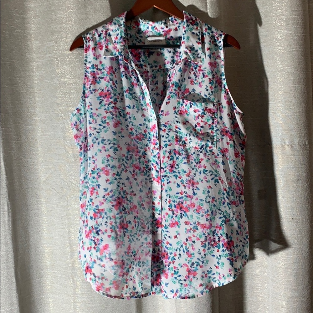 Liz Claiborne sleeveless top